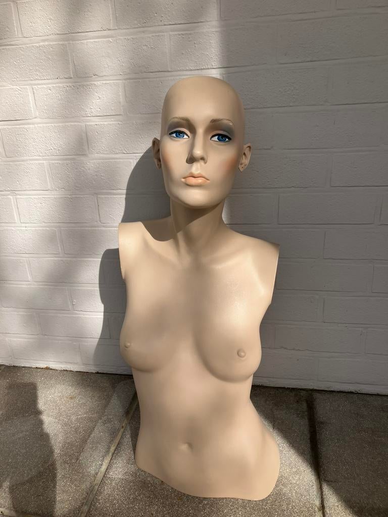 Etalagepop, Ophalen, Gebruikt