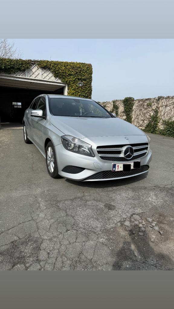 Mercedes Classe A 180, Autos, Mercedes-Benz, Particulier, Classe A, Essence, Euro 6, 5 portes, Boîte manuelle, Argent ou Gris
