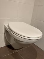 Toilette suspendu Villeroy & Boch + réservoir encastré, Enlèvement, Utilisé, Pierre, Toilettes