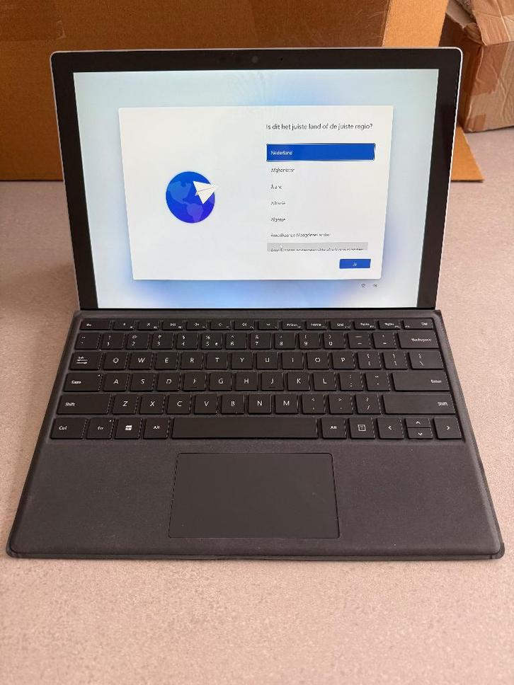 Microsoft Surface Pro 6 - i5/8GB / 128GB - Type Cover + hoes, Computers en Software, Windows Tablets, Gebruikt, Wi-Fi, 12 inch