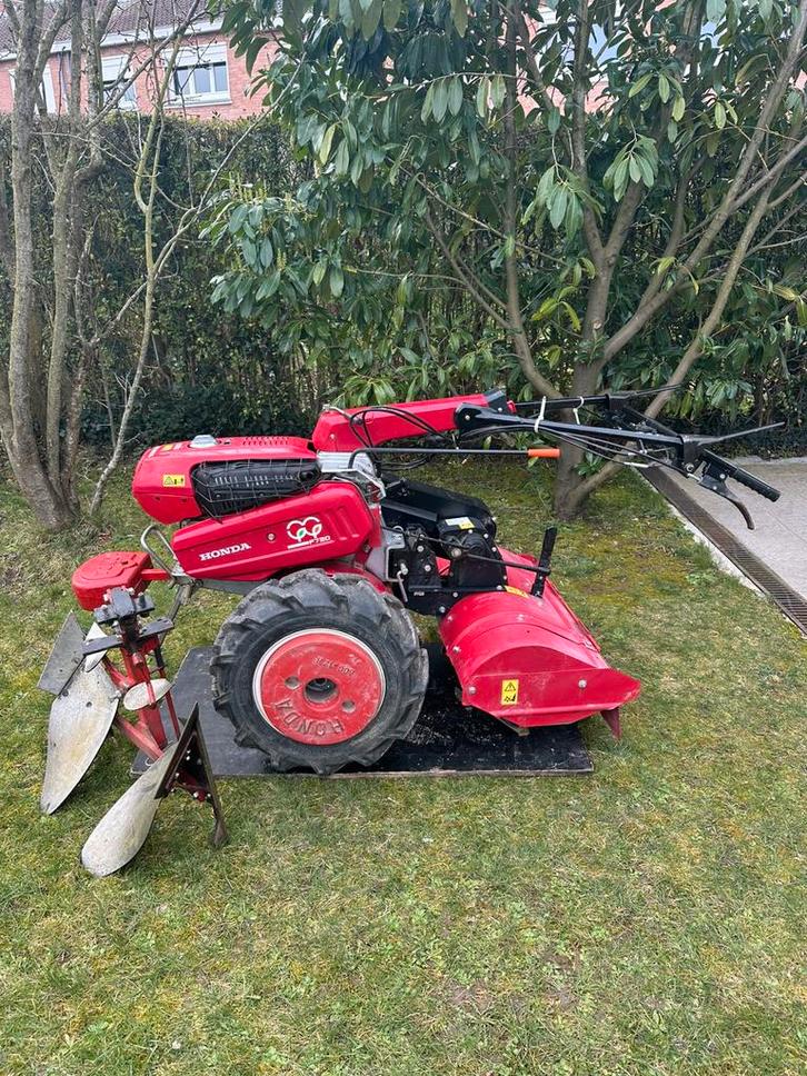 Motoculteur Honda F720 très bon etat, Tuin en Terras, Hand-tuingereedschap, Zo goed als nieuw, Ophalen