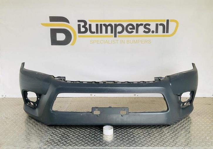 Bumper Toyota Hilux 52119-0K880 2015-2018 Voorbumper 2-D5-13, Auto-onderdelen, Carrosserie, Bumper, Voor, Gebruikt, 6 maanden garantie