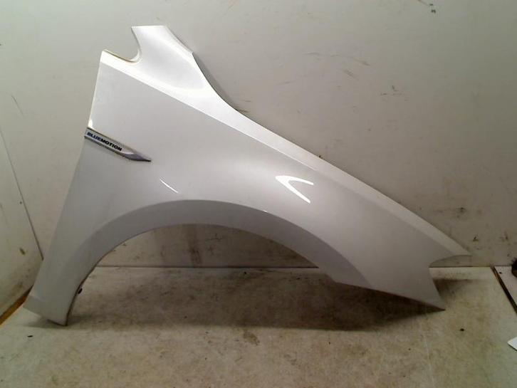 SPATBORD RECHTS VOOR Volkswagen Golf VII (AUA) (5F0821106A), Auto-onderdelen, Carrosserie, Spatbord, Volkswagen, Voor, Rechts