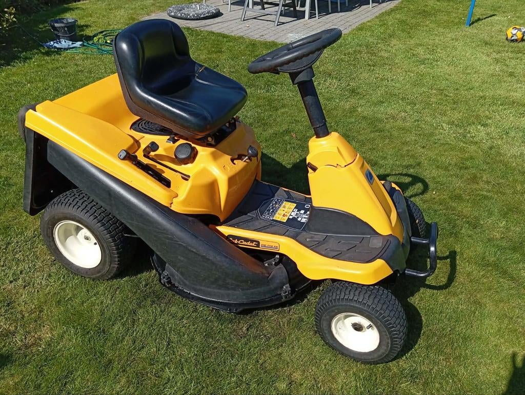 Zitmaaier cub cadet cc 114 Ta, Tuin en Terras, Zitmaaiers, Ophalen, Versnellingen