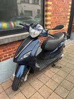 piaggio fly scooter B-klasse, Scooter, Jusqu'à 11 kW, 1 cylindre, 49 cm³