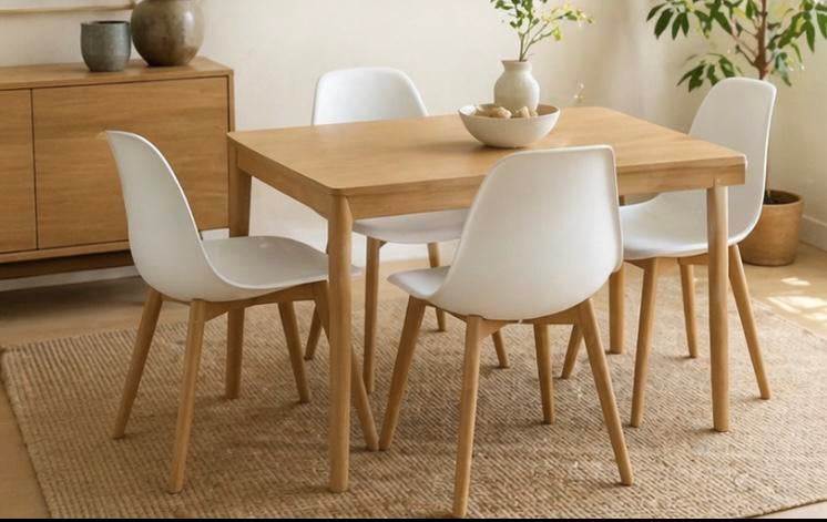 URGENT - lot de 5 chaises desing  (4 + 1 gratuite), Maison & Meubles, Chaises, Enlèvement, Utilisé, Blanc, Bois