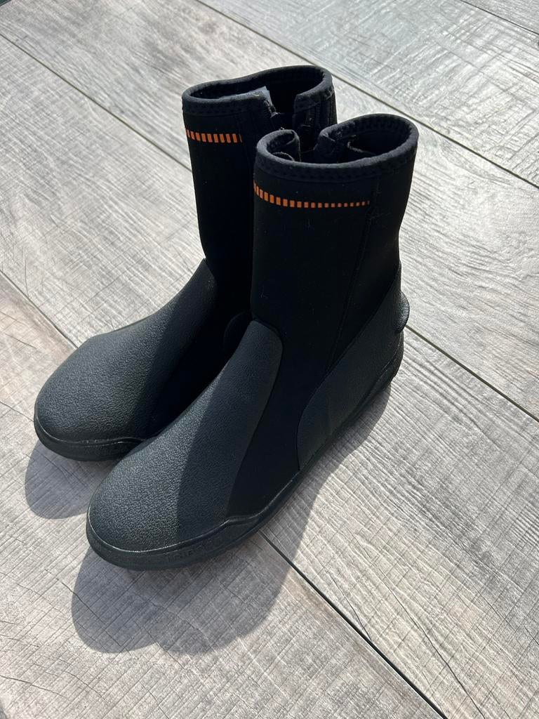 Duiklaarzen, Watersport en Boten, Ophalen of Verzenden, Zo goed als nieuw