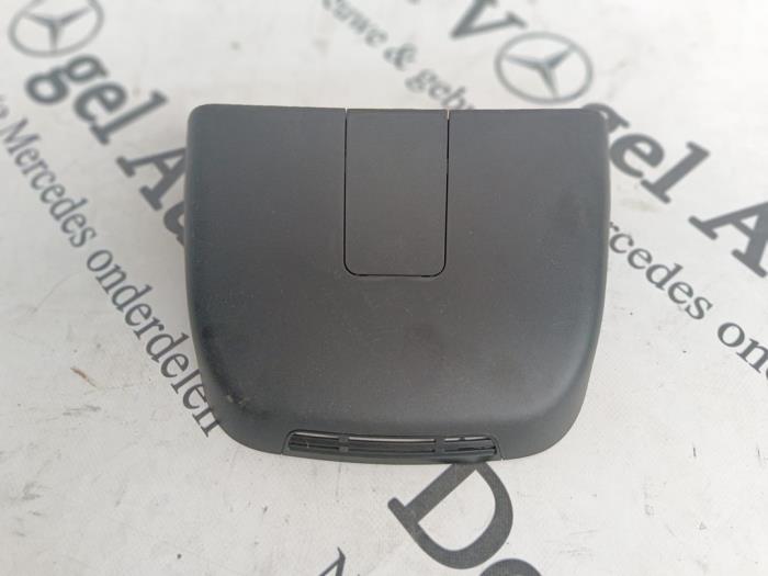 Plaque de protection divers d'un Mercedes Vito, Autos : Pièces & Accessoires, Autres pièces automobiles, Mercedes-Benz, Utilisé