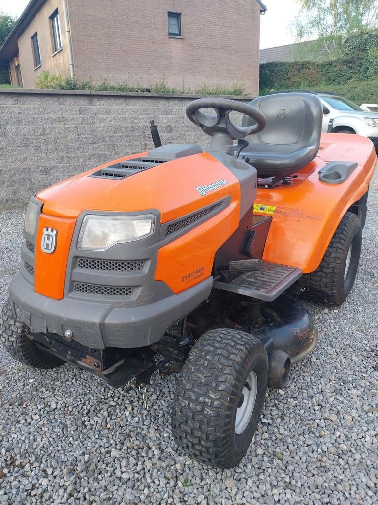 Vieux Husqvarna à renover CTH 140, Jardin & Terrasse, Tondeuses autoportées, Enlèvement
