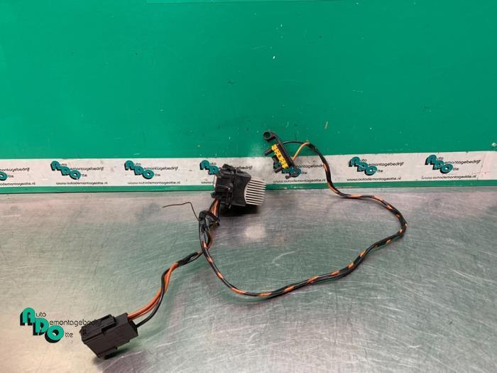 Résistance chauffage d'un Renault Clio (Clio 3 06-), Autos : Pièces & Accessoires, Climatisation & Chauffage, Renault, Utilisé