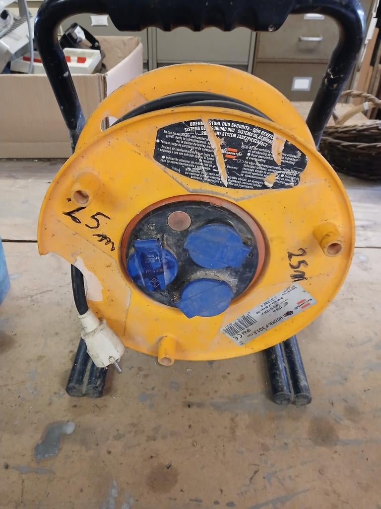 Haspel met 25m kabel,, Bricolage & Construction, Treuils et Palans, Enlèvement, Utilisé, Électrique