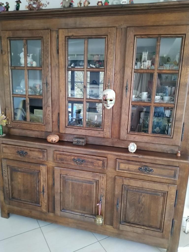 Armoire deux corps en chêne, Enlèvement, Chêne