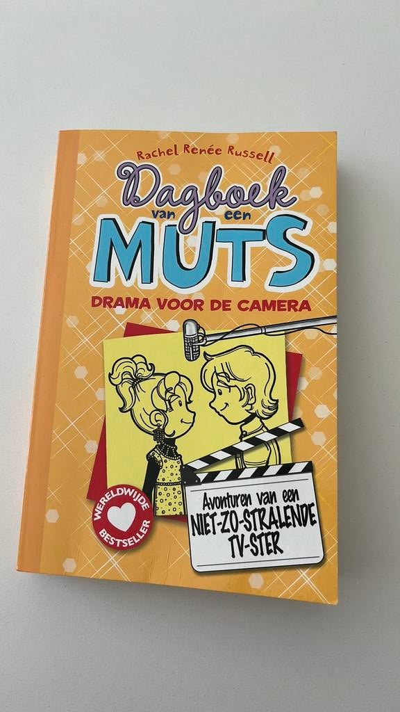 Muts (zachte kaft), Boeken, Humor, Ophalen, Zo goed als nieuw