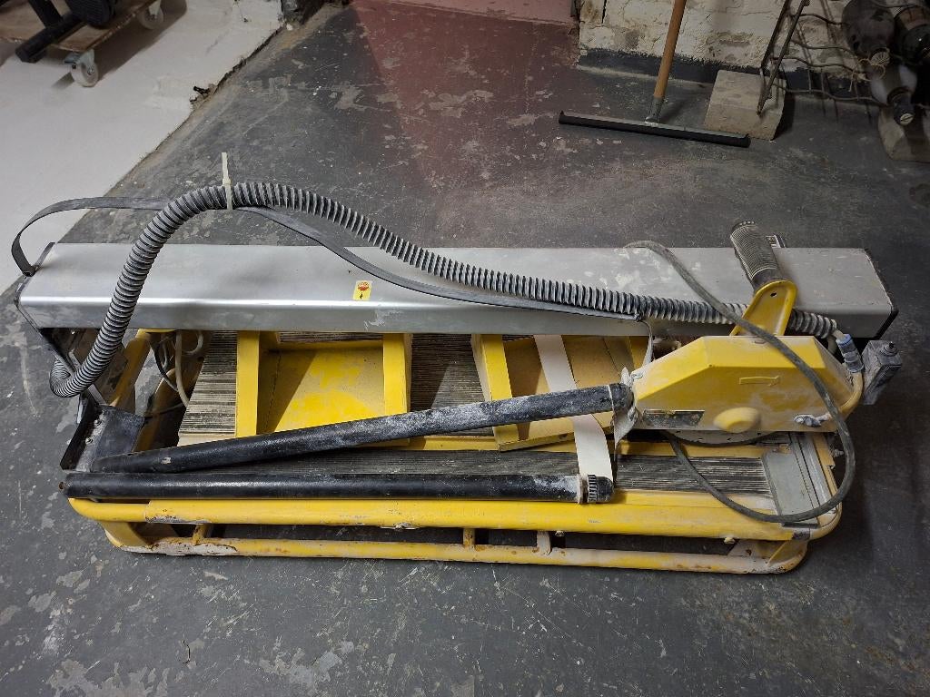 Coupe carrelage électrique professionnel, Enlèvement, Utilisé