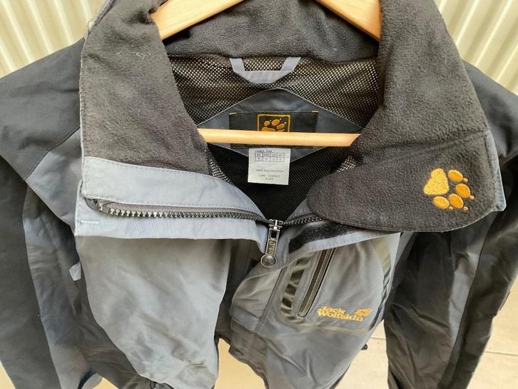 Jack-wolfskin (ski/winter) vest maat S zeerg staat (ok), Sport en Fitness, Skiën en Langlaufen, Zo goed als nieuw, Kleding, Ski