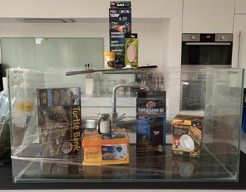 Aquarium met alle toebehoren + 2 jonge waterschildpadden, Dieren en Toebehoren, Reptielen en Amfibieën | Toebehoren, Zo goed als nieuw