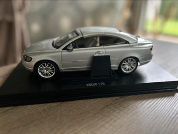 Volvo C70 1:18 beschikbaar voor biedingen