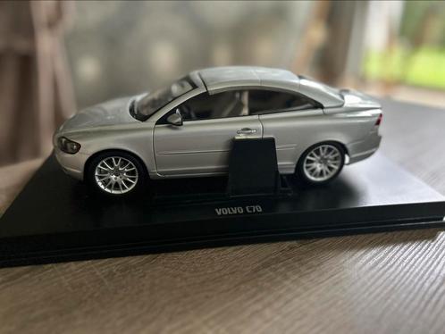 Volvo C70 1:18, Hobby en Vrije tijd, Modelauto's | 1:18, Zo goed als nieuw, Ophalen