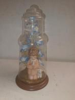 Belle statue dans un dôme en verre spécial, Enlèvement ou Envoi