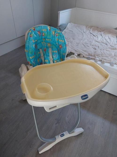 Baby eetstoel chicco, Kinderen en Baby's, Badjes en Verzorging, Zo goed als nieuw, Ophalen of Verzenden