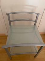 Nacht tafet, Enlèvement, Comme neuf