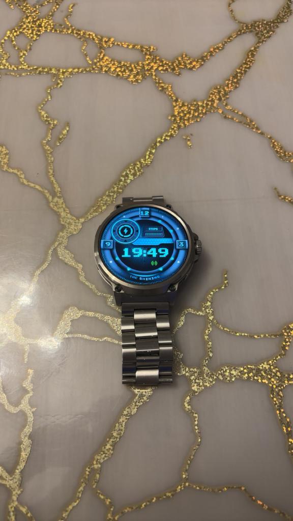 Sport smart watch, Handtassen en Accessoires, Horloges | Dames, Nieuw, Polshorloge, Overige merken, Zilver, Overige materialen