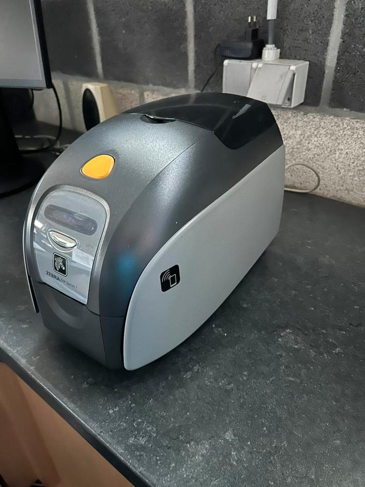 Kaartprinter Zebra ZXP series 1, Computers en Software, Labelprinters, Zo goed als nieuw, Ophalen