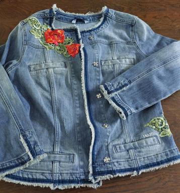 Jeans vestje beschikbaar voor biedingen