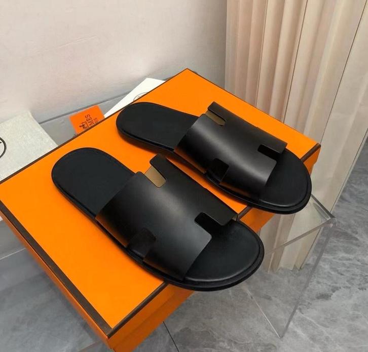 Hermes Izmir Slippers, Kleding | Heren, Schoenen, Slippers, Ophalen of Verzenden