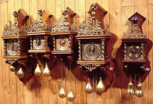 Diverse Hangklokken klokken wuba warmink 30 x Zaanse klokken, Huis en Inrichting, Woonaccessoires | Klokken, Gebruikt, Wandklok