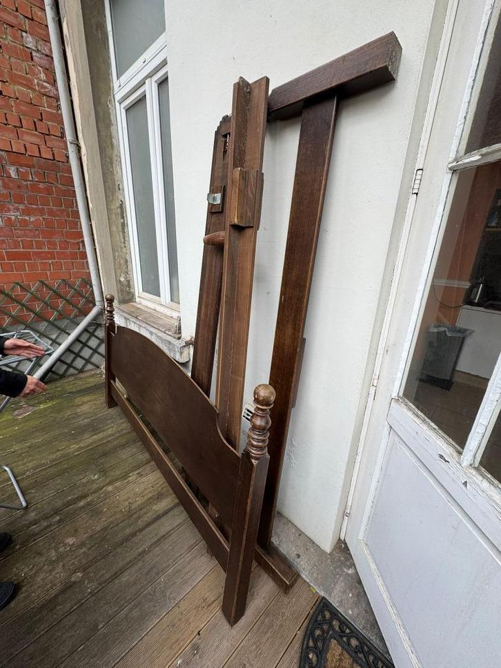 Lit en bois massif, Maison & Meubles, Chambre à coucher | Lits, Utilisé, Deux personnes, 180 cm, 200 cm, Bois, Brun, Enlèvement