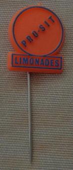 speldje PRO-SIT LIMONADES vintage limonade old stick pin bad, Verzamelen, Gebruikt, Ophalen of Verzenden