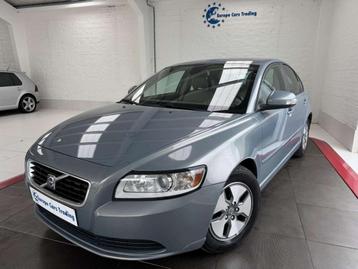 Volvo S40 1.6 DRIVE-e - SUMMUM -CUIR ATTELAGE- BARE DE TOIT- beschikbaar voor biedingen