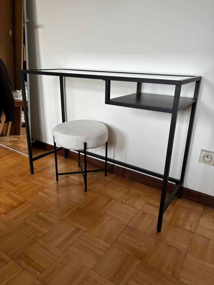 IKEA Vittsjö tafel + krukje, Huis en Inrichting, Tafels | Sidetables, 25 tot 50 cm, 100 tot 150 cm, Rechthoekig, Ophalen