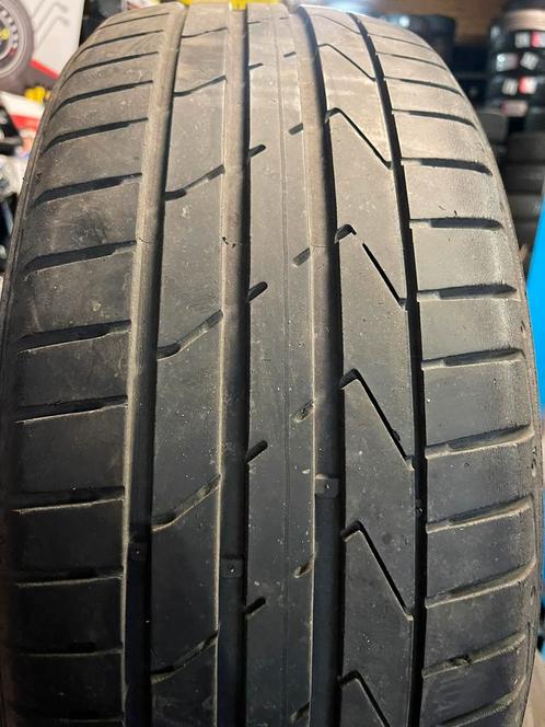 225/45/19(92w)hankook 225/45/19(92w) hankook 225/45/19, Autos : Pièces & Accessoires, Commande, Enlèvement ou Envoi