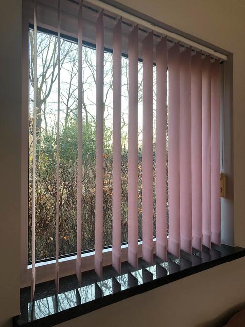 Verticale lamellen Rose (8 stuks), Huis en Inrichting, Stoffering | Gordijnen en Lamellen, Zo goed als nieuw, Overige kleuren