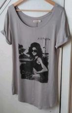 Stretch T-shirt large., Vêtements | Femmes, T-shirts, Taille 42/44 (L), Manches courtes, Gris, Enlèvement ou Envoi