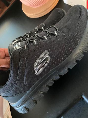 Skechers memory foam zwart maat 40 beschikbaar voor biedingen