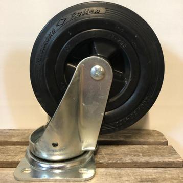 Jeux de 4 roues pour table basse ou meuble beschikbaar voor biedingen