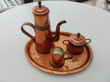Service à café en cuivre, Enlèvement