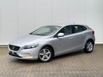 ✅ Volvo V40 1.6 T3 GARANTIE Airco Leder Zetelverw Navi PDC, Auto's, Voorwielaandrijving, 124 g/km, Leder, Bedrijf