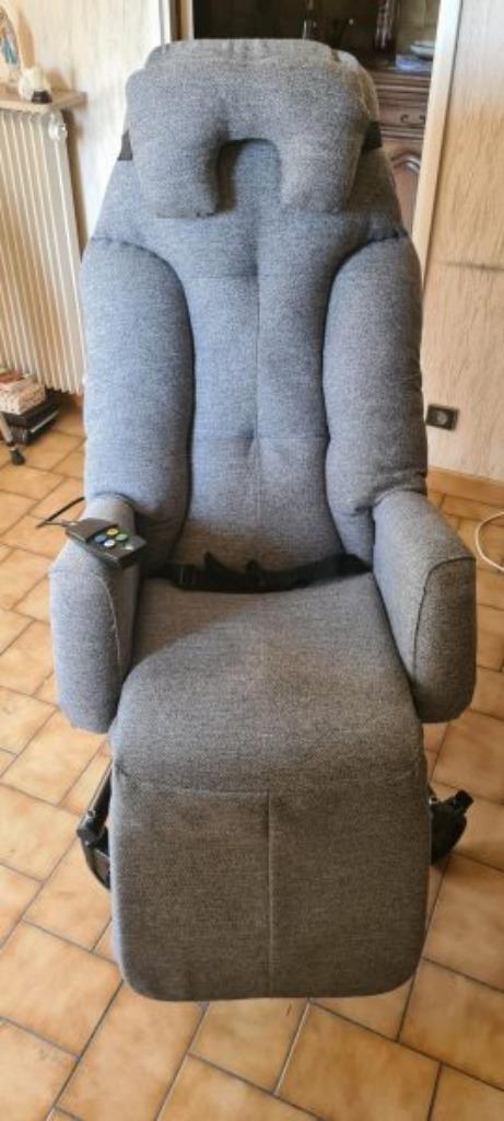 medical relax elektrische fauteuil (levering mogelijk), Diversen, Verpleegmiddelen, Gebruikt, Ophalen of Verzenden