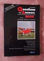 AVIATION : QUESTIONS AND ANSWERS BOOK, Ophalen of Verzenden, Zo goed als nieuw, Boek of Tijdschrift