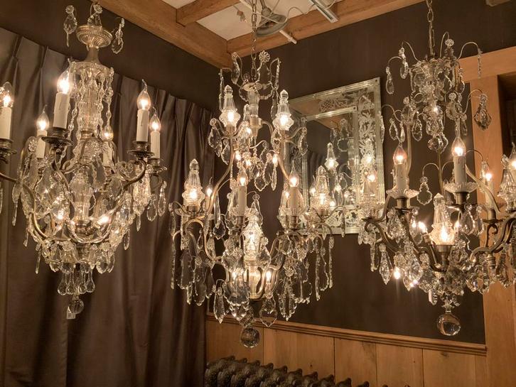 Des lustres FRANÇAIS de couleur argenté-nickel !, Antiquités & Art, Antiquités | Éclairage, Enlèvement