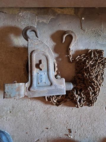 Palán Brano beschikbaar voor biedingen