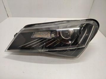 Skoda Superb III Xenon A lamp links Perfect beschikbaar voor biedingen