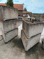 5 zware betonnen bloembakken, Ophalen, Gebruikt