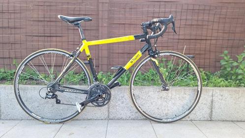 RACEFIETS Btwin HC Carbon Koersfiets DECATHLON Fiets Medium, Fietsen en Brommers, Fietsen | Racefietsen, Gebruikt, Heren, Overige merken