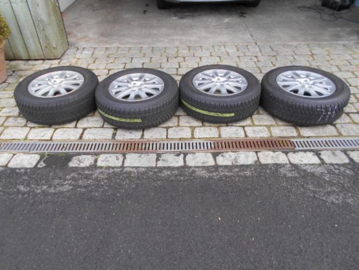 4 Winterbanden, Auto-onderdelen, Banden en Velgen, Velg(en), Winterbanden, 17 inch, 225 mm, Ophalen