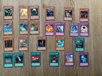 Yu-gi-Oh kaarten in goede staat, te koop per stuk of in bulk beschikbaar voor biedingen